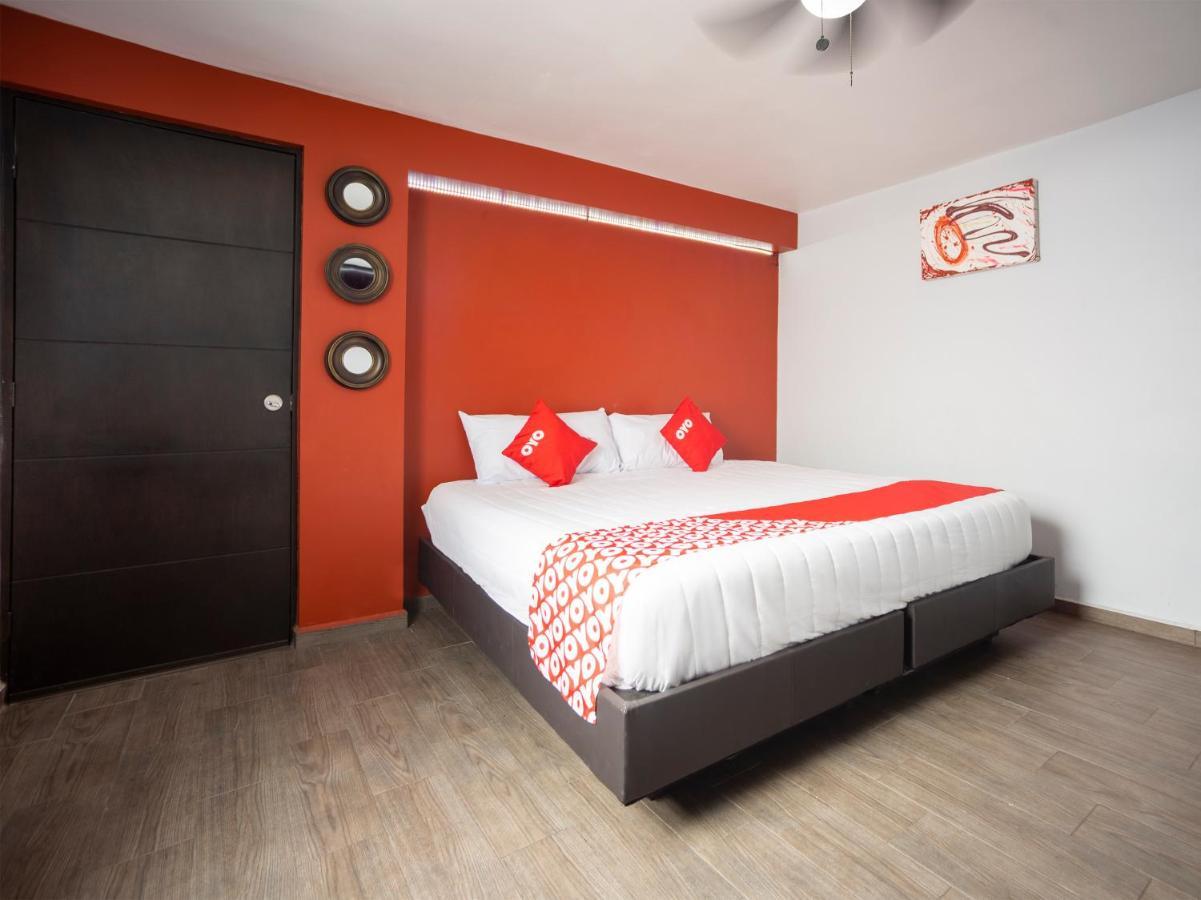 Hotel Adhoc Express Monterrey Zewnętrze zdjęcie