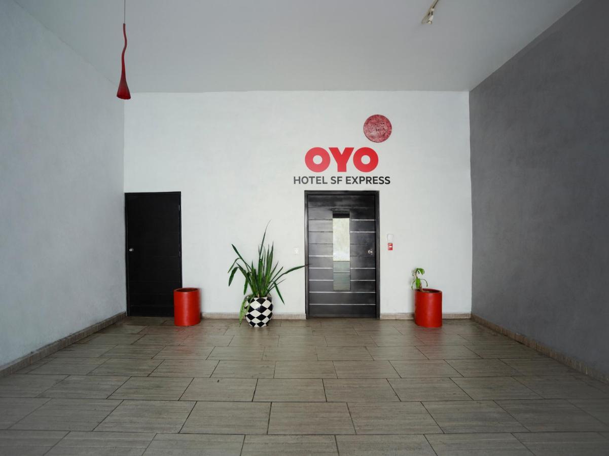 Hotel Adhoc Express Monterrey Zewnętrze zdjęcie