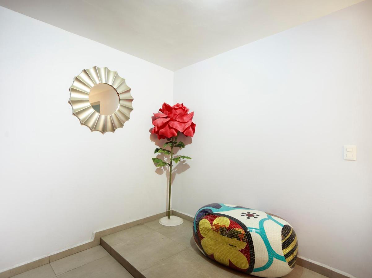 Hotel Adhoc Express Monterrey Zewnętrze zdjęcie