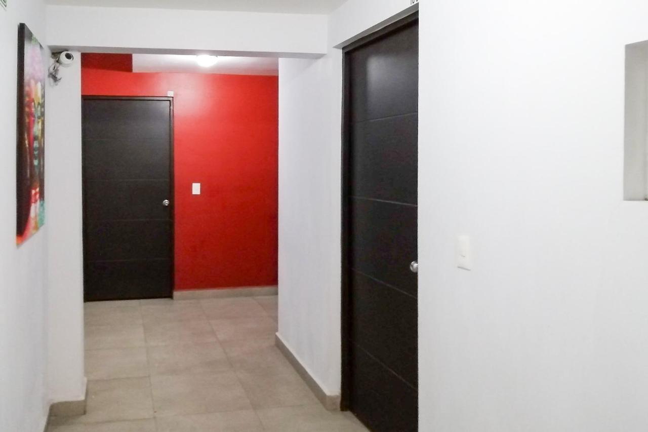 Hotel Adhoc Express Monterrey Zewnętrze zdjęcie
